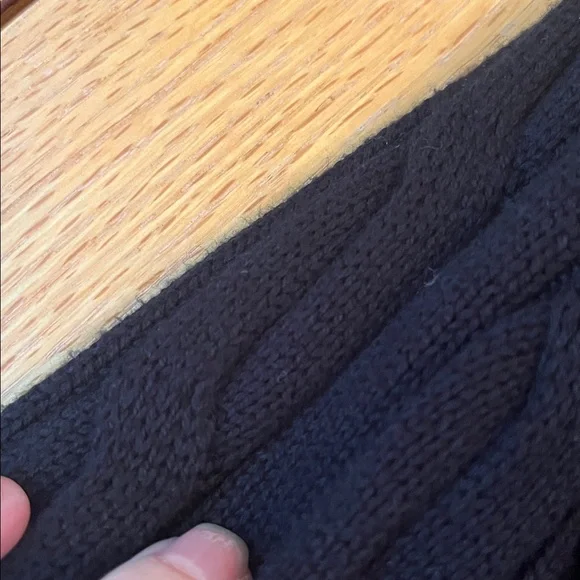 Lacoste Men’s Black Cotton Cable Knit V Neck Sweater Peru Size XL 44 EUC